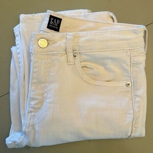 Gap women’s cream best girlfriend jeans